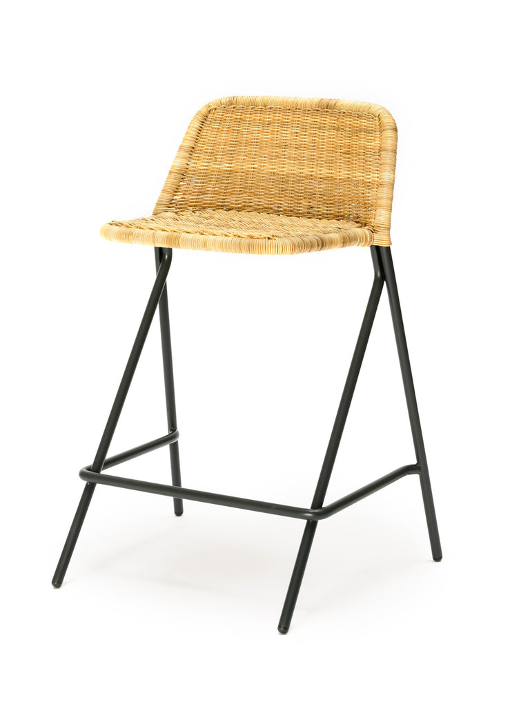 Kakۂ stool with backrest (natural rattan slimit) front angle