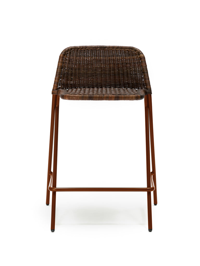 Kakۂ stool with backrest (oxide red frame / rust rattan slimit) front