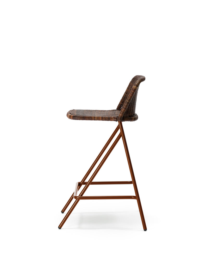Kakۂ stool with backrest (oxide red frame / rust rattan slimit) side