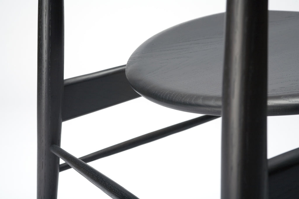 chair 170 (dark wenge oak) close up