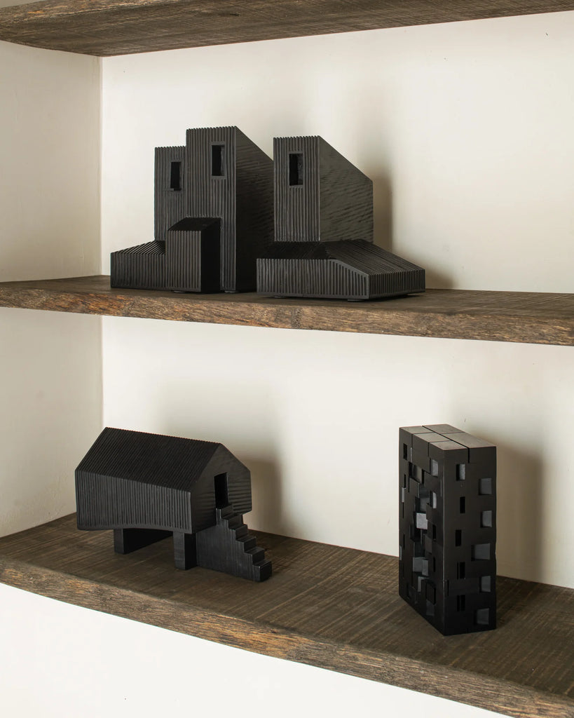Stilt house object