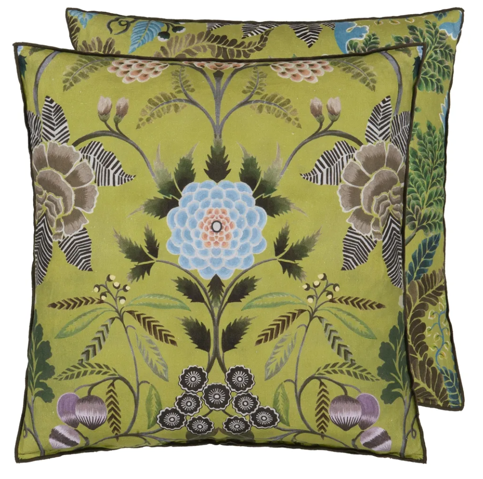 Brocart Decoratif Cushion
