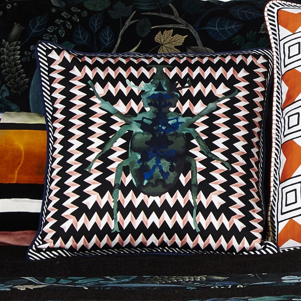 Beetle Waves Oeillet Cushion