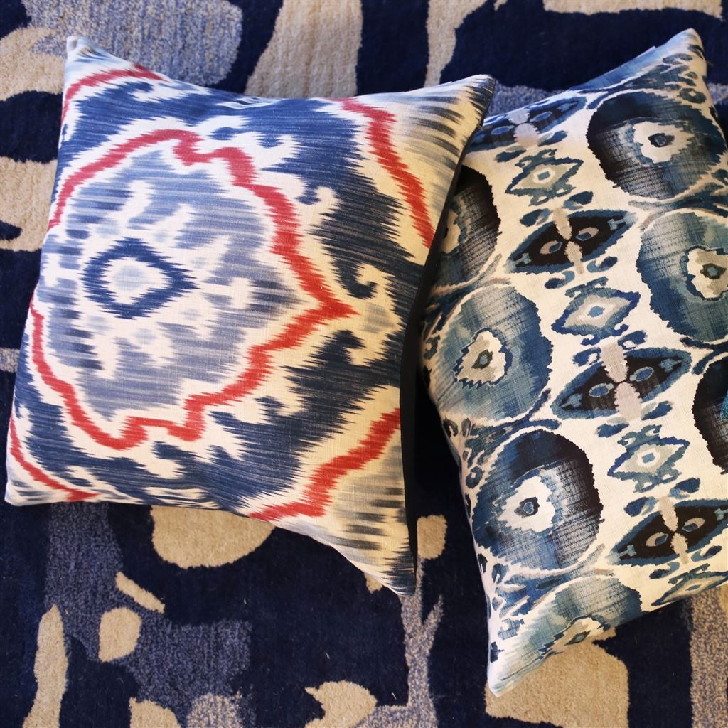 Saphia Steel Cushion