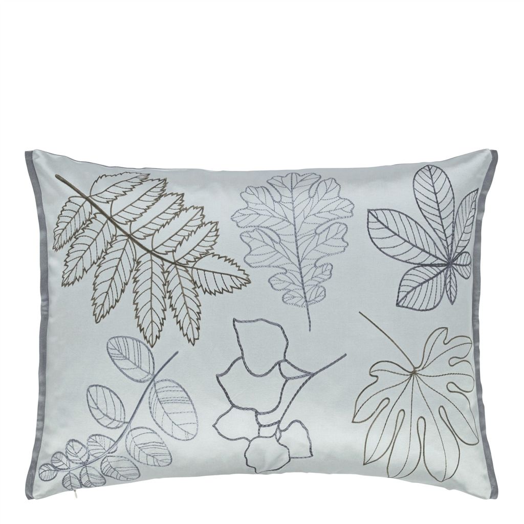 Versailles Garden Platinum Cushion