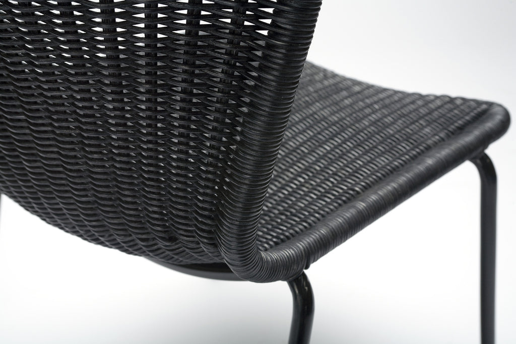 C603 chair indoor (charcoal rattan) close up