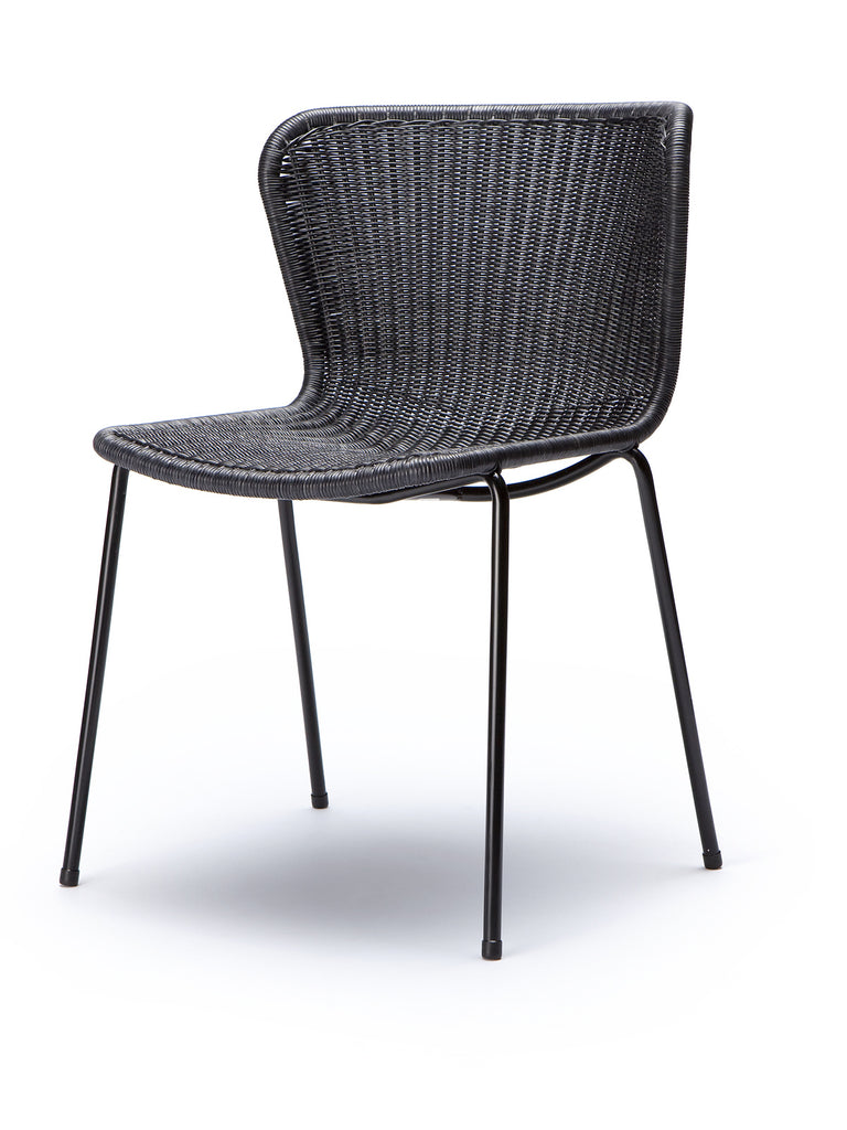 C603 chair indoor (charcoal rattan) front angle