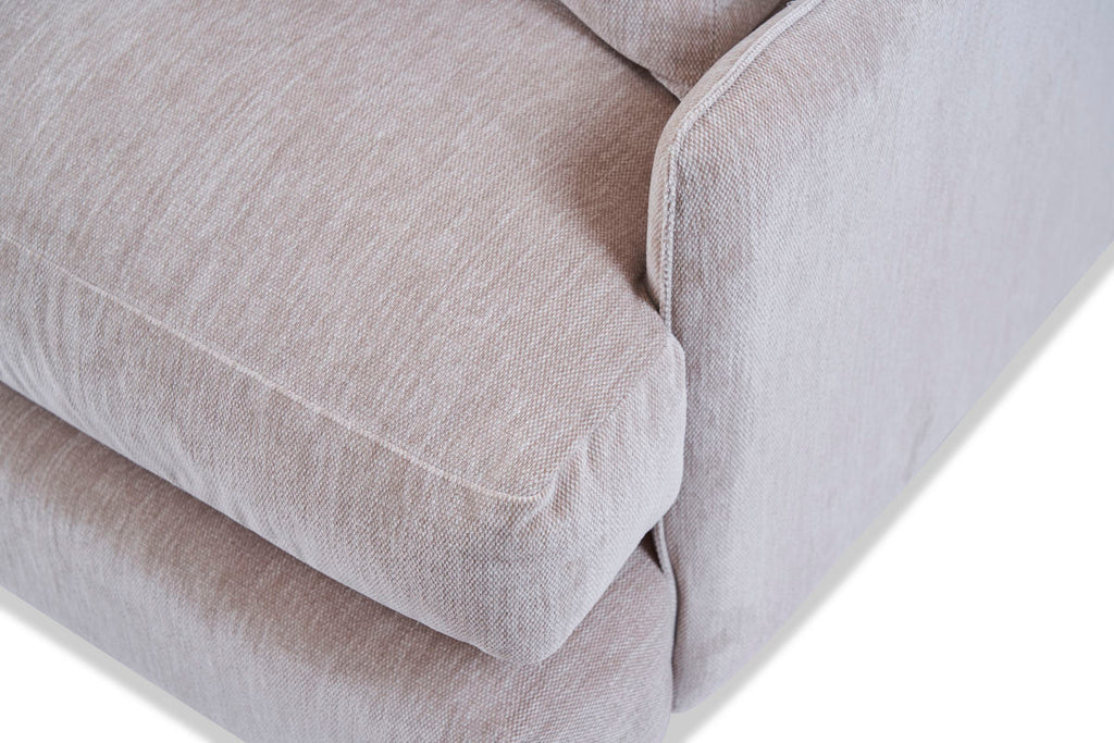 Rydel Sofa by Molmic