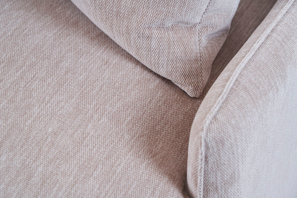 Rydel Sofa by Molmic